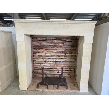 Saintonge rustic fireplace