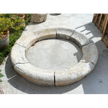 Petit bassin circulaire fin XVIII ème